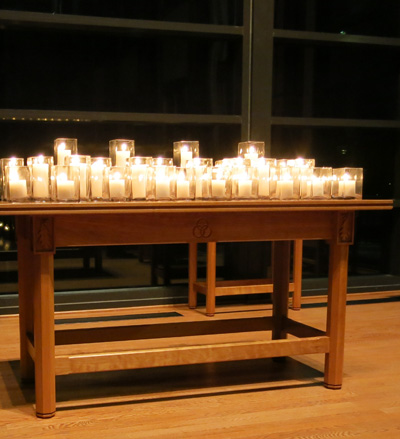 Simple candles illuminated the wedding ceremony