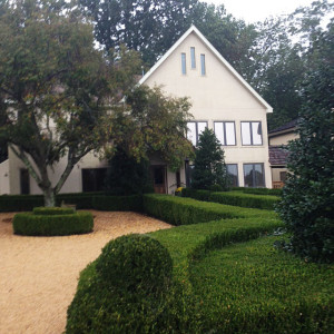 The impressive and beautifully landscaped tasting room